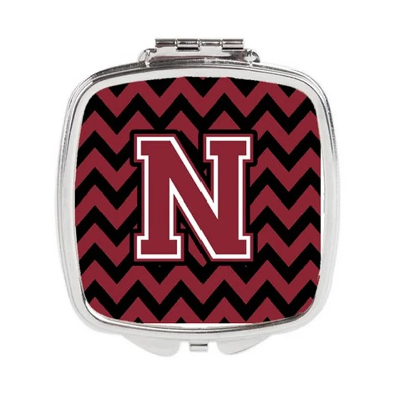 Carolines Treasures CJ1052-NSCM Letter N Chevron Garnet & Black Compact Mirror