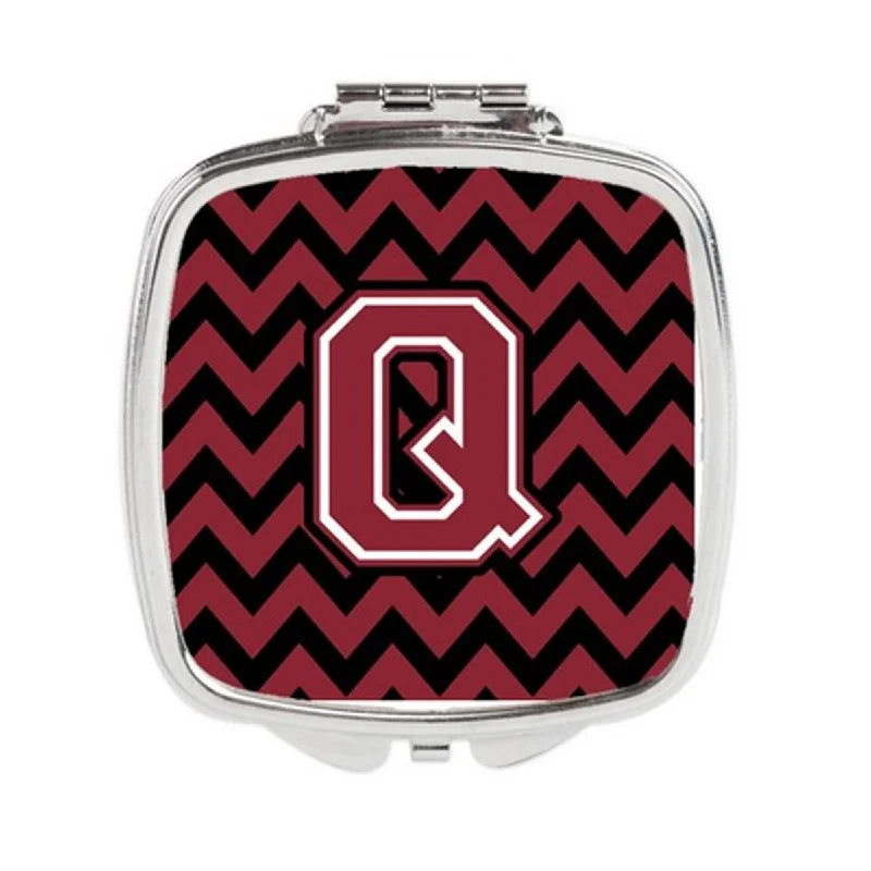 Carolines Treasures CJ1052-QSCM Letter Q Chevron Garnet & Black Compact Mirror