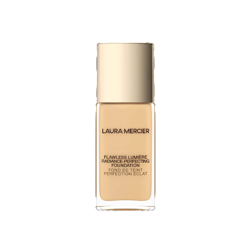 Flawless Luminere Foundation In Macadamia